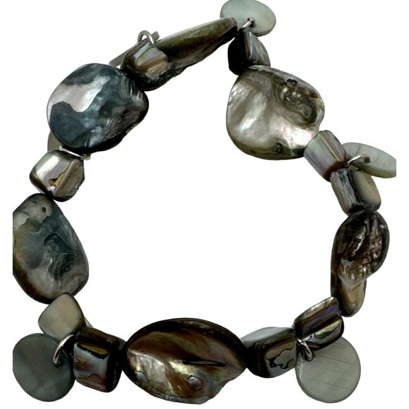 Whimsy Sea Shell Iridescent Abalone Bracelet Handmade Beaded Stretch - Picture 4 of 4